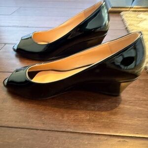 Elegant Black Wedge Peep-Toe Shoes